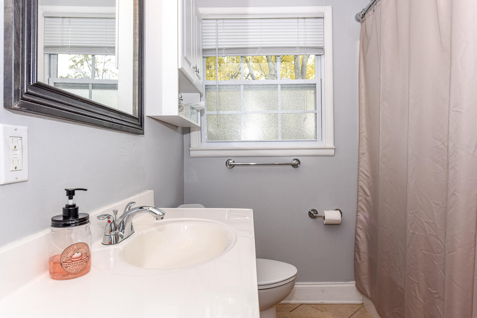 3010 Sanderson Road Knoxville, TN 37921 - Photo 15 of 20 Full bathroom