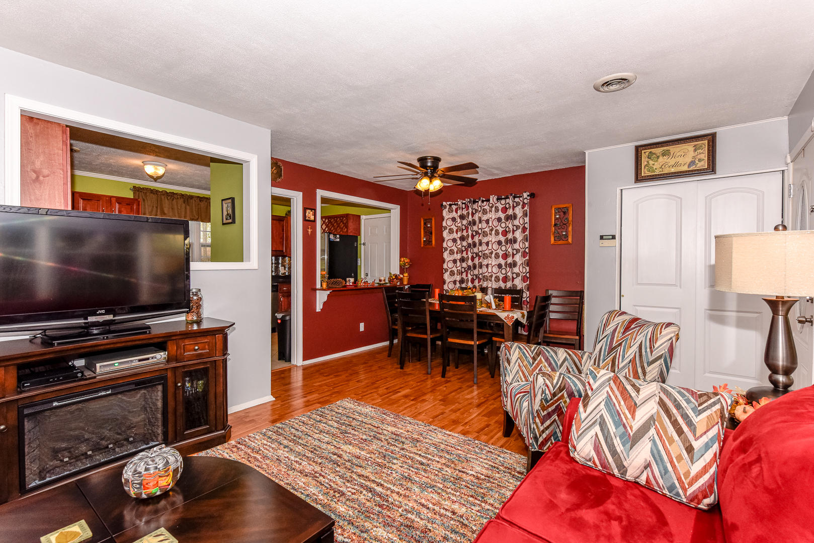 3010 Sanderson Road Knoxville, TN 37921 - Photo 10 of 20 Living Room