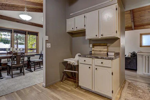 $349,900 | 2470 Deckner Avenue, Green Bay, WI 54302