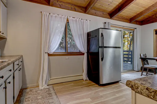 $349,900 | 2470 Deckner Avenue, Green Bay, WI 54302