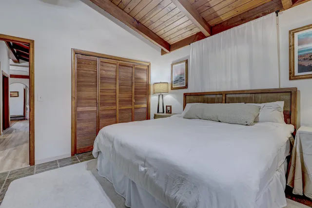 $349,900 | 2470 Deckner Avenue, Green Bay, WI 54302