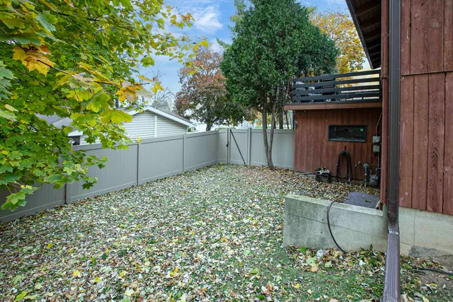 $349,900 | 2470 Deckner Avenue, Green Bay, WI 54302