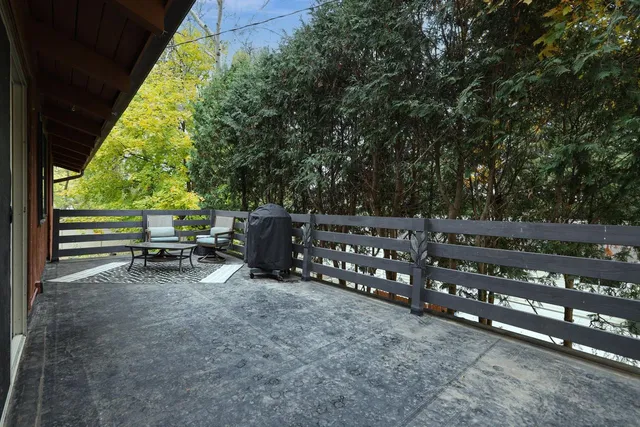 $349,900 | 2470 Deckner Avenue, Green Bay, WI 54302