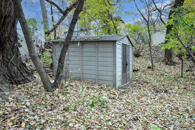 $349,900 | 2470 Deckner Avenue, Green Bay, WI 54302