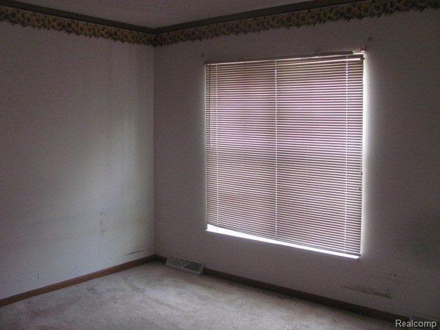 4684 Klam Road Columbiaville, MI 48421 - Photo 7 of 13 14 bed2.jpg