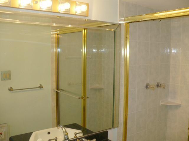 134 South Cypress Road, Unit 426 Pompano Beach, FL 33060 - Photo 8 of 10 Bathroom