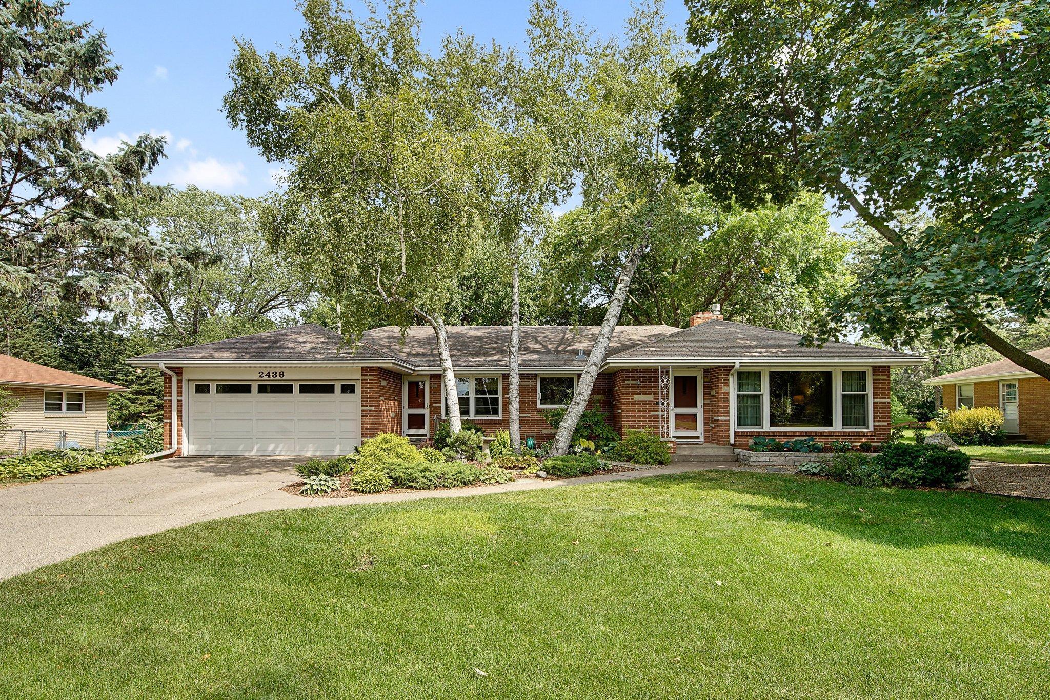 2436 Pascal Street Roseville, MN 55113 - Photo 1 of 1 Gallery Image 1