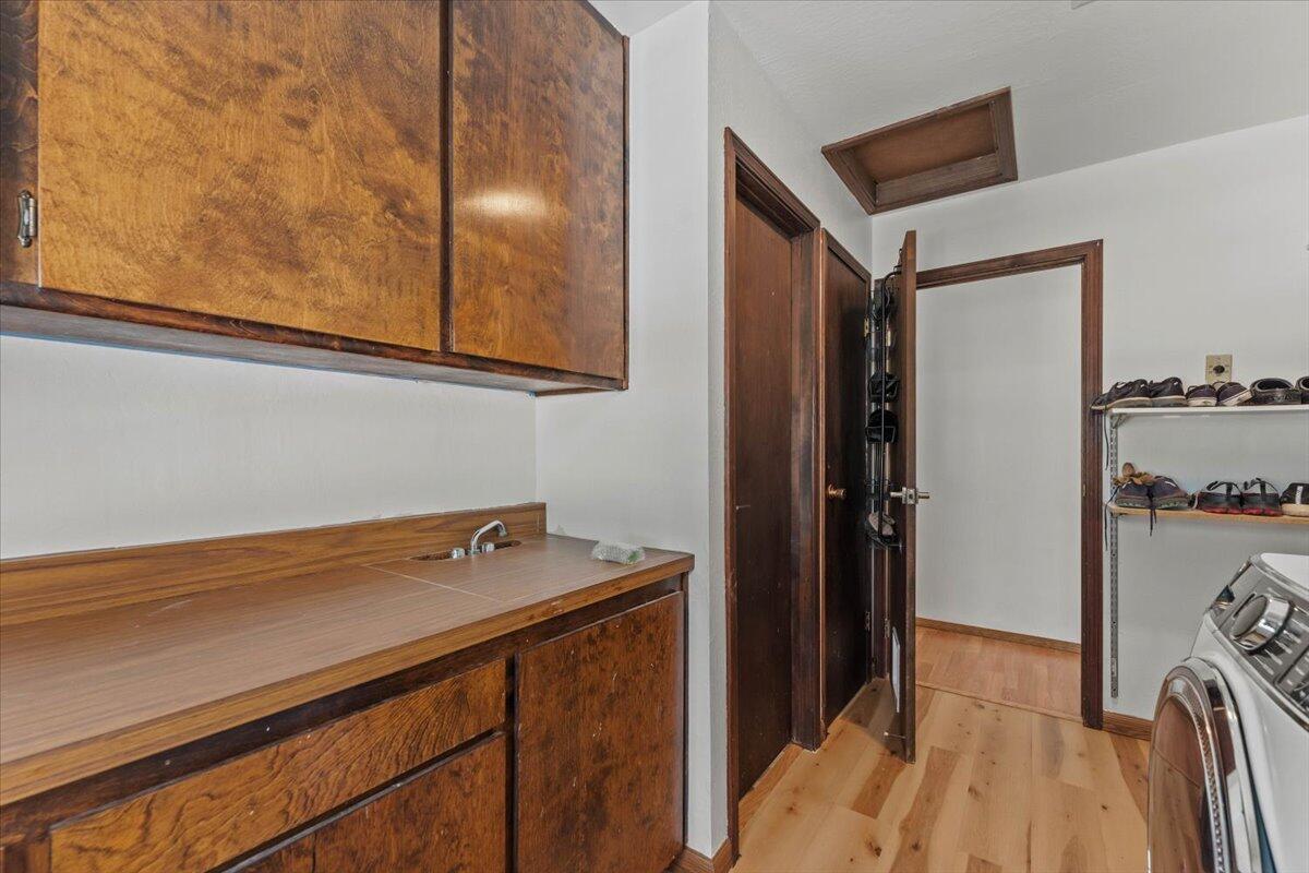 13185 Montecito Road Red Bluff, CA 96080 - Photo 21 of 36 a room with storage and utility