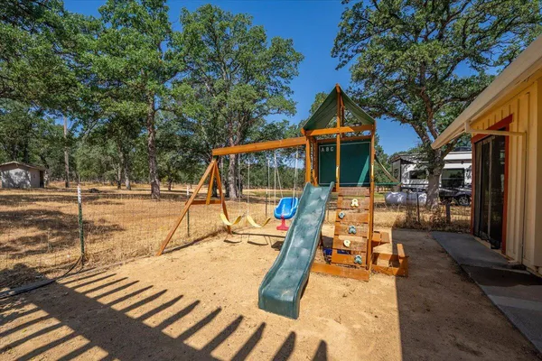 $460,000 | 13185 Montecito Road, Red Bluff, CA 96080