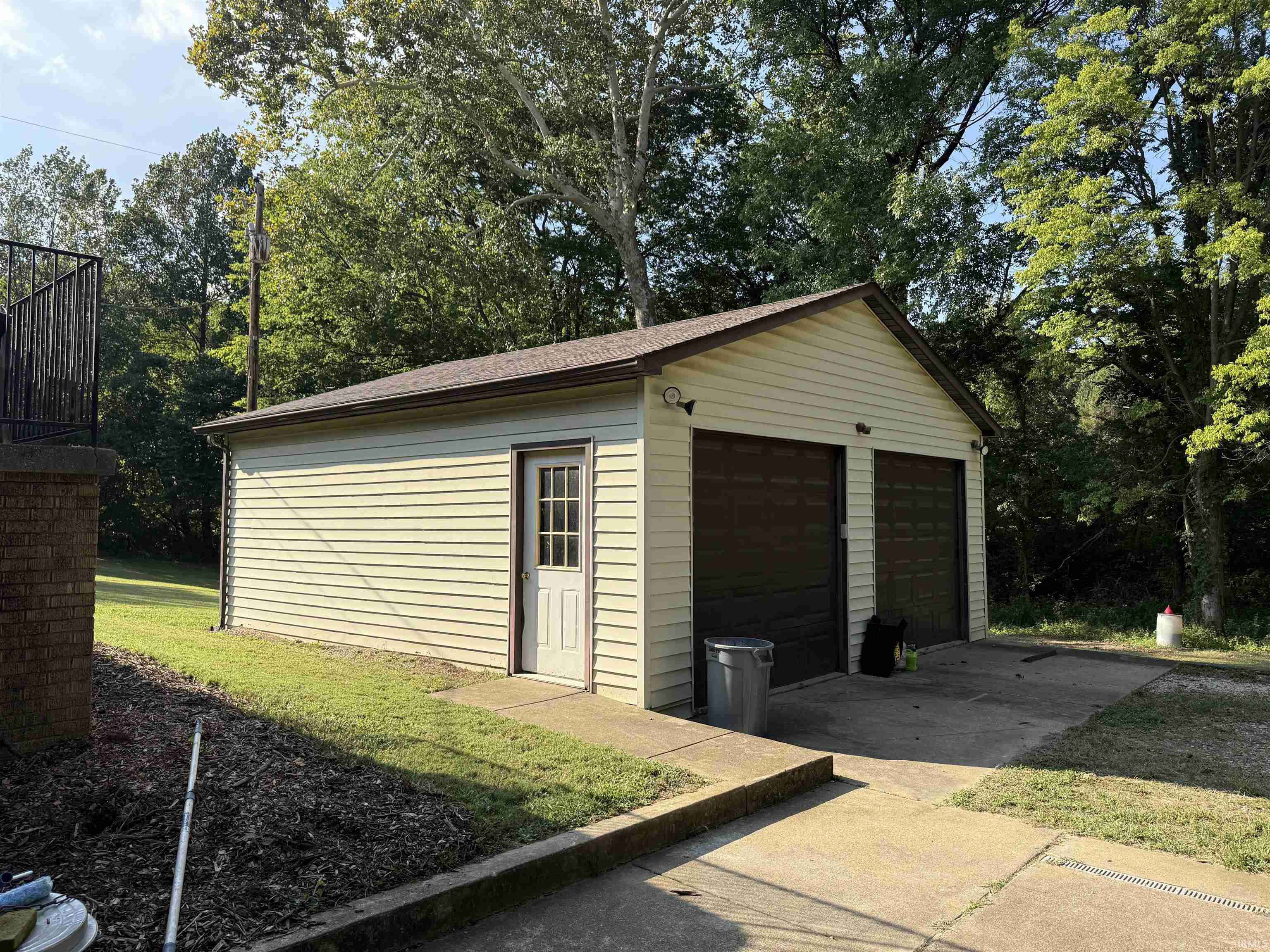 7162 Upton Road Mount Vernon, IN 47620 - Photo 5 of 50 Gallery Image 5