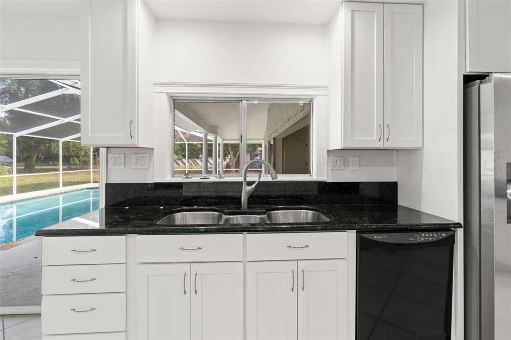 1106 Hummingbird Lane Brandon, FL 33511 - Photo 14 of 53