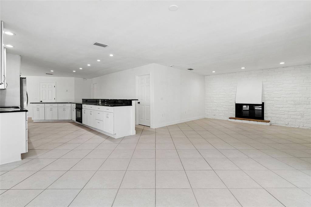 1106 Hummingbird Lane Brandon, FL 33511 - Photo 18 of 53