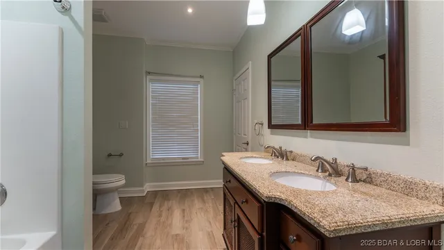 $470,000 | 74 Cody Lane, Camdenton, MO 65020