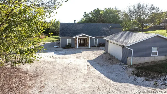 $470,000 | 74 Cody Lane, Camdenton, MO 65020