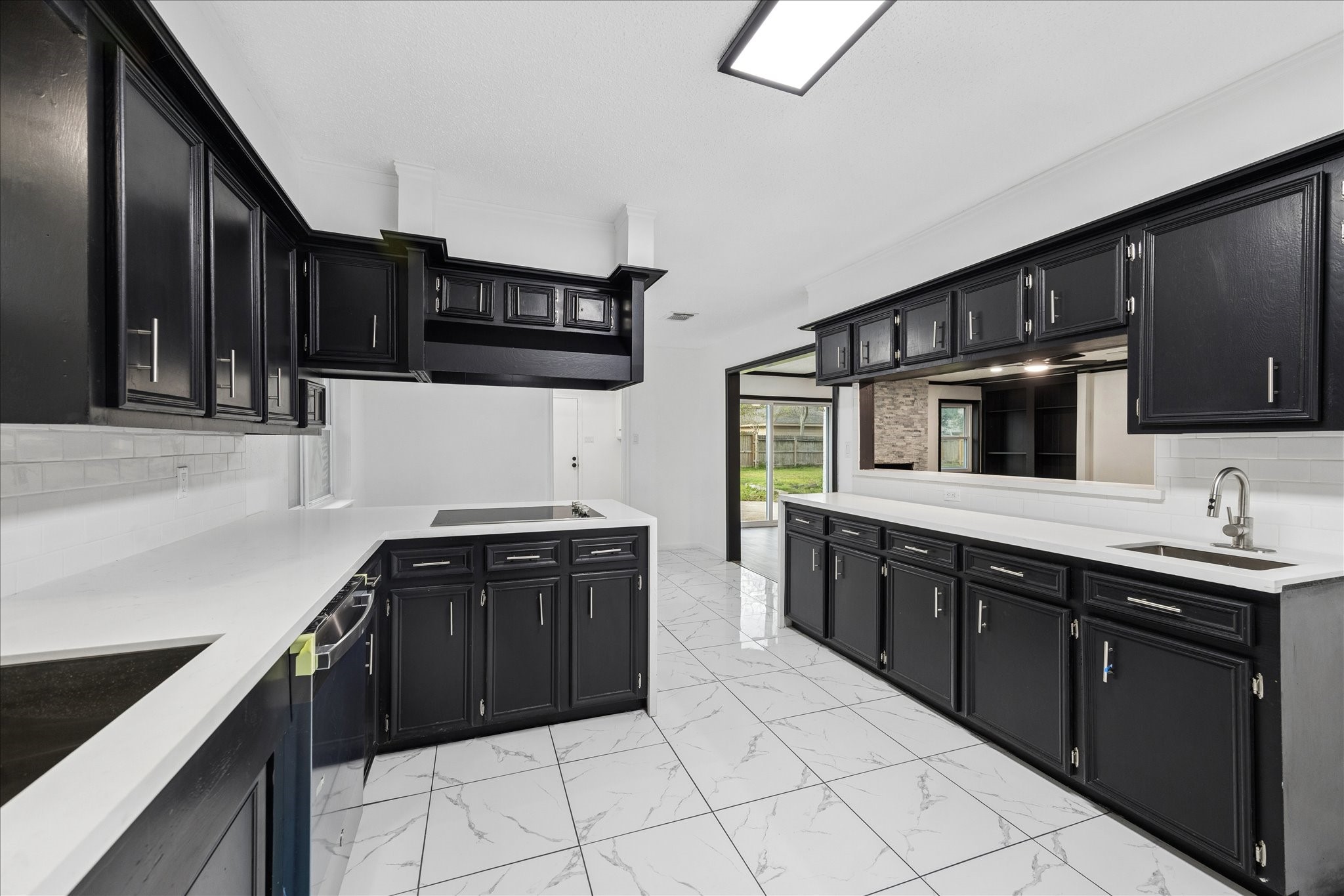 210 Weeping Oak Lane Spring, TX 77388 - Photo 7 of 20