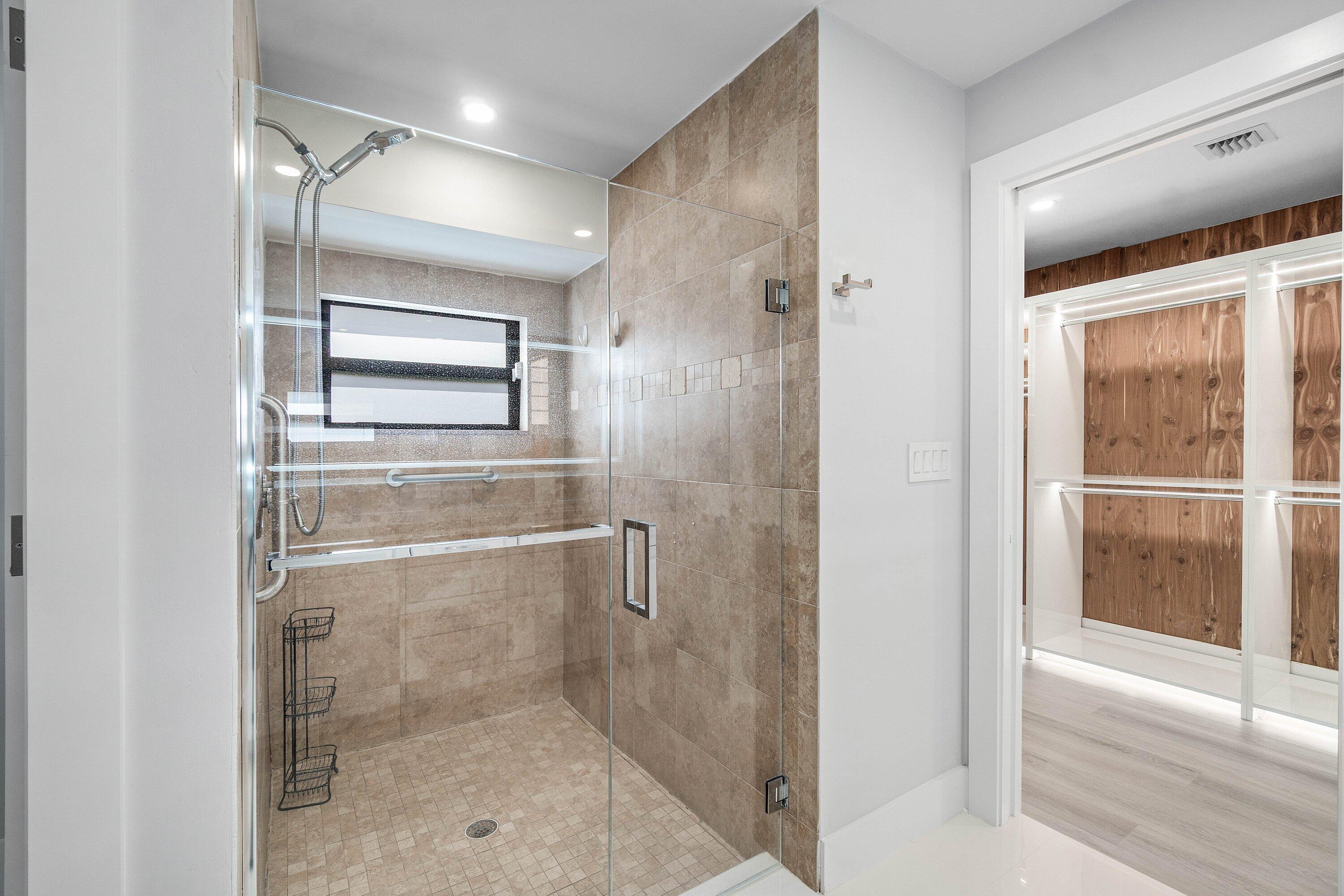 820 Southwest 16th Street Boca Raton, FL 33486 - Photo 31 of 44 035-820Southwest16thStreet-BocaRaton-FL-