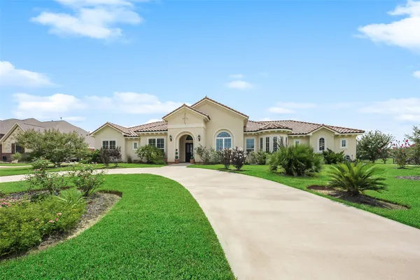 $670,000 | 230 Lawrence Marshall Drive, Hempstead, TX 77445
