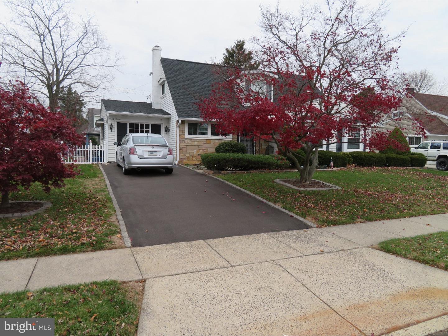 27 Hamlet Road Levittown, PA 19056 - Photo 2 of 18 Driveway