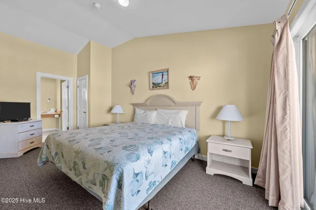 $115,000 | 305 South Avenue, Unit 33, Oriental, NC 28571