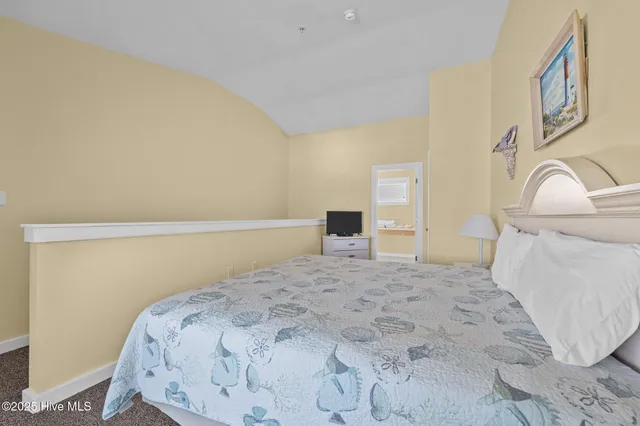 $115,000 | 305 South Avenue, Unit 33, Oriental, NC 28571