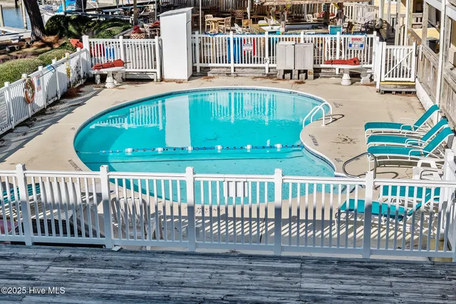 $115,000 | 305 South Avenue, Unit 33, Oriental, NC 28571