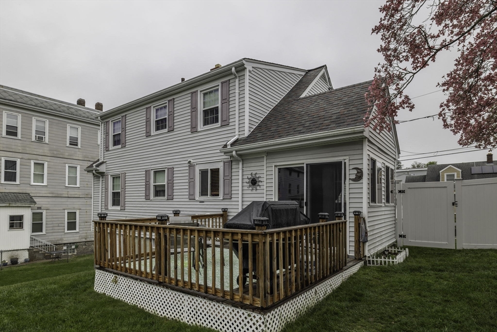 535 Ridge Street Fall River, MA 02724 - Photo 30 of 32 Gallery Image 30