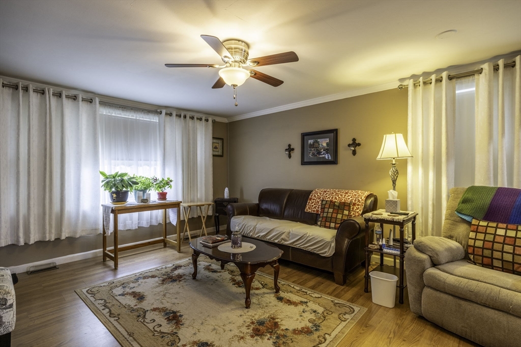 535 Ridge Street Fall River, MA 02724 - Photo 4 of 32 Gallery Image 4