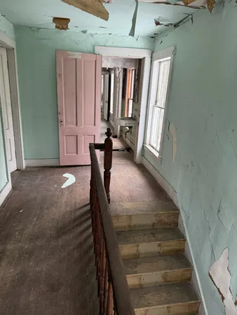 $120,000 | 62 North Main Street, Mechanic Falls, ME 04256