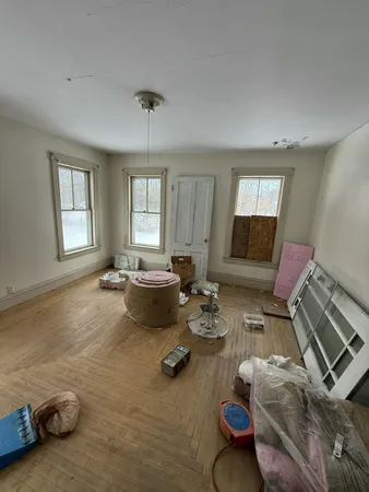 $120,000 | 62 North Main Street, Mechanic Falls, ME 04256