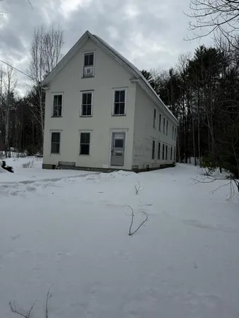 $120,000 | 62 North Main Street, Mechanic Falls, ME 04256