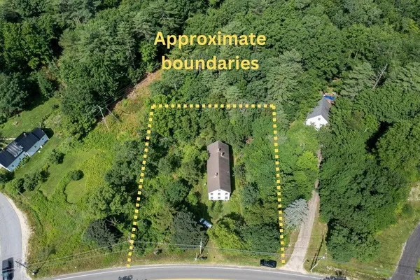 $120,000 | 62 North Main Street, Mechanic Falls, ME 04256