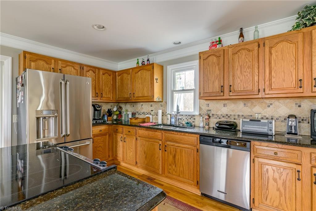 214 Berrier Road Lexington, NC 27295 - Photo 11 of 29 Gallery Image 11