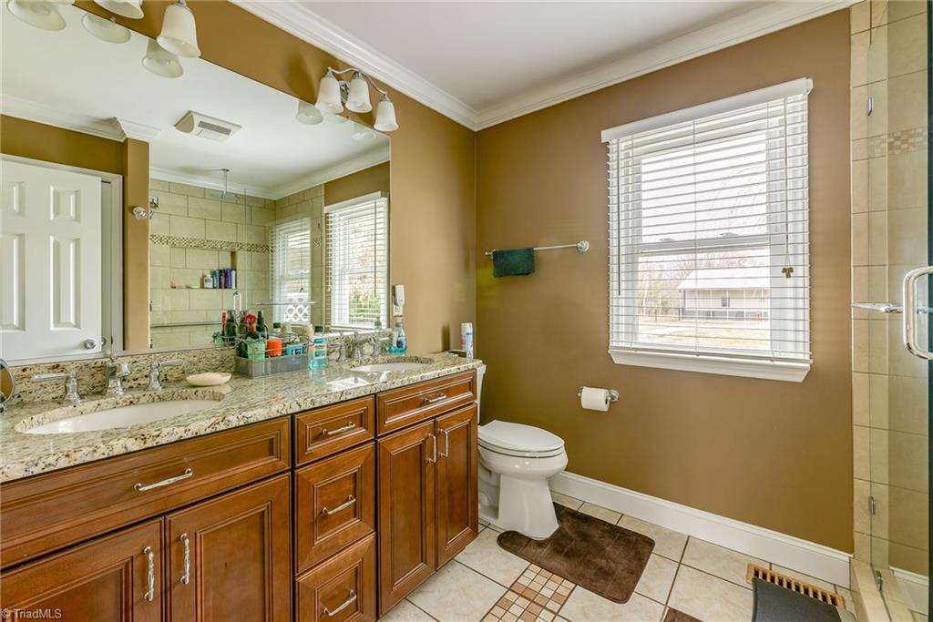 214 Berrier Road Lexington, NC 27295 - Photo 8 of 29 Gallery Image 8