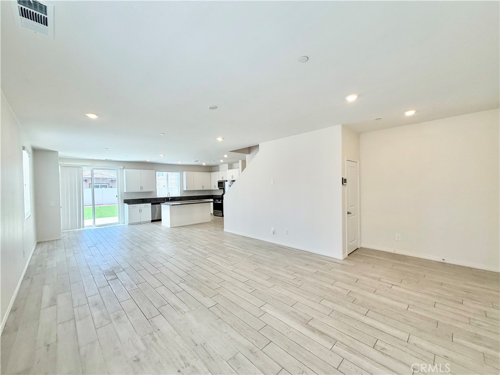 29949 Ballast Road Menifee, CA 92584 - Photo 6 of 41