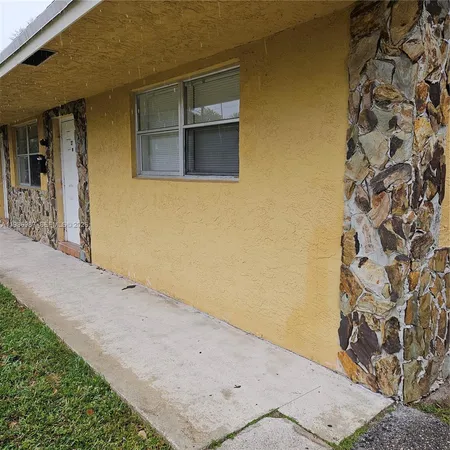 a view of a garage