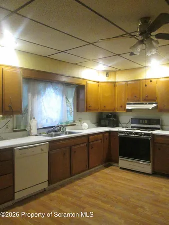 $1,550 | 811 Cedar Avenue, Scranton, PA 18505