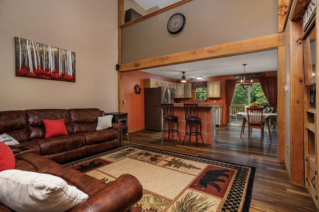 40 Lake Mattawa Road Orange, MA 01364 - Photo 4 of 42