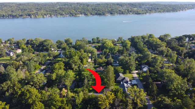 $330,000 | N3199 Hickory Road, Geneva, WI 53147