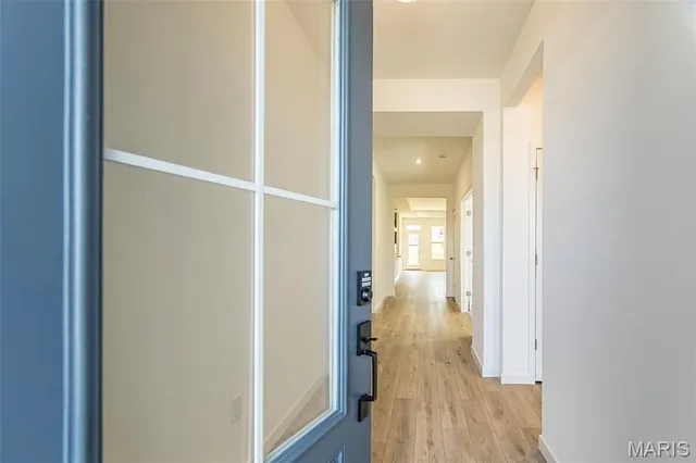 $698,900 | 6804 Snowy Owl Lane, St. Louis, MO 63123