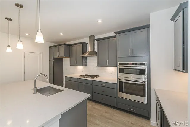 $698,900 | 6804 Snowy Owl Lane, St. Louis, MO 63123