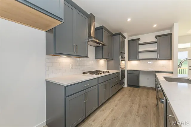 $698,900 | 6804 Snowy Owl Lane, St. Louis, MO 63123