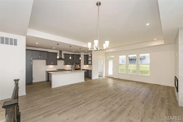 $698,900 | 6804 Snowy Owl Lane, St. Louis, MO 63123