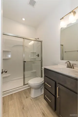 $698,900 | 6804 Snowy Owl Lane, St. Louis, MO 63123