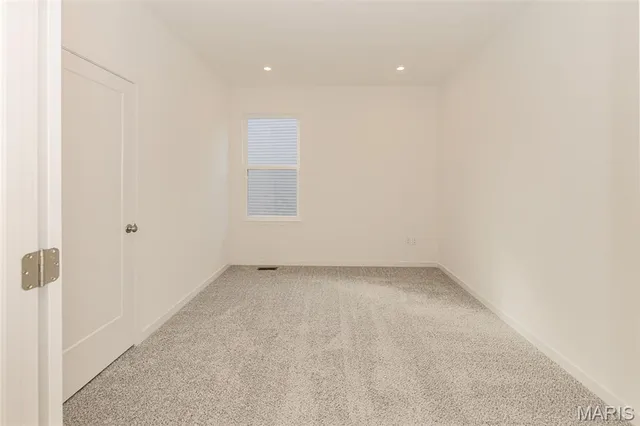 $698,900 | 6804 Snowy Owl Lane, St. Louis, MO 63123