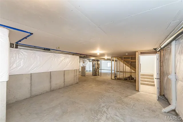 $698,900 | 6804 Snowy Owl Lane, St. Louis, MO 63123