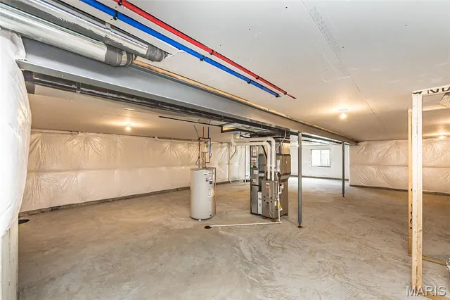 $698,900 | 6804 Snowy Owl Lane, St. Louis, MO 63123