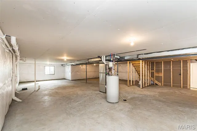 $698,900 | 6804 Snowy Owl Lane, St. Louis, MO 63123