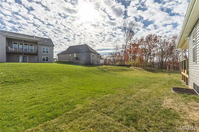 $698,900 | 6804 Snowy Owl Lane, St. Louis, MO 63123