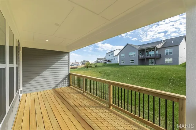 $698,900 | 6804 Snowy Owl Lane, St. Louis, MO 63123