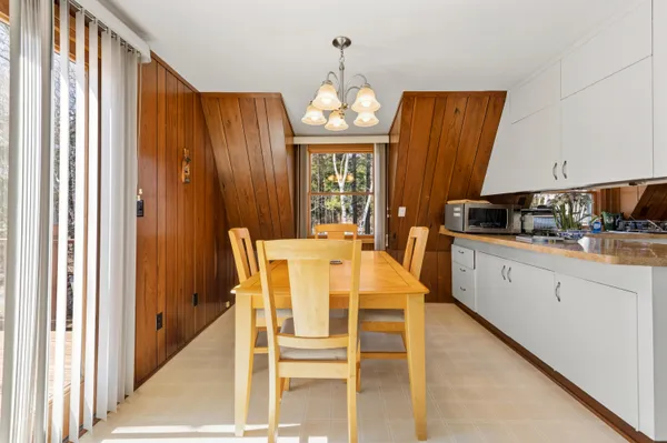$1,650,000 | 6576 Silver Beach North, Unit 6577, Cedar Grove, WI 53013